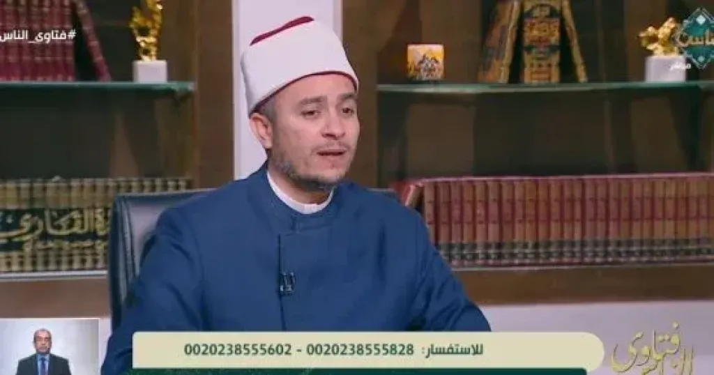 هل المديح عند مقامات الصالحين حلال أم حرام؟.. أمين الفتوى يجيب