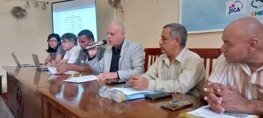 محافظ أسيوط: دعم صغار المزارعين وتعزيز التحول نحو الزراعة الموجهة للسوق بالتعاون