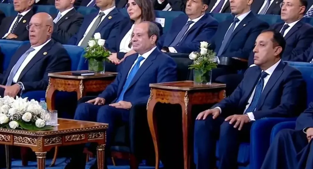 الرئيس السيسي: الجميع يرحل فيما تبقى مصر