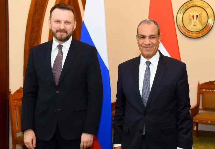 وزير الخارجية يبحث مع مسئول روسي مستجدات تفعيل وبدء عمل المنطقة الصناعية الروسية في قناة السويس