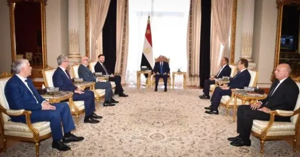 الزعيم السيسى يشارك بمنتدى مصر ويستقبل الممثل الخاص لبوتين