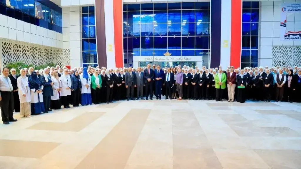 تحويل 20 مدرسة فنية إلى تمريض ورعاية صحية لكبار السن