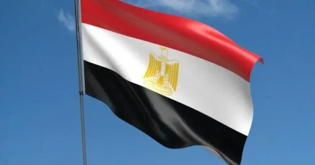 وزير الخارجية ورئيس المخابرات يسلمان رسالة خطية من فخامة الرئيس لخادم الحرمين الشريفين
