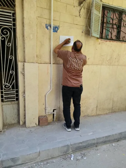 محافظ أسيوط: حملات ميدانية بحي شرق للتوعية بالتصالح في مخالفات البناء ووضع لافتات