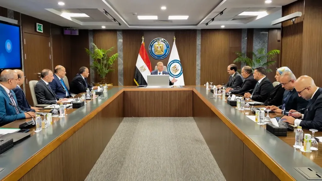 وزارة البترول والثروة المعدنية تطور منظومة التعاقب الوظيفي لفتح آفاق جديدة أمام الكفاءات وصناعة قيادات المستقبل