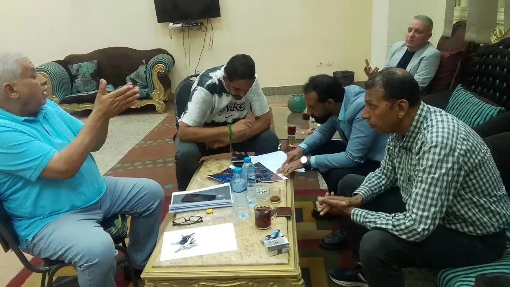 لجنة مناقشة مشروعات العروض المسرحية تبدأ أعمالها بمشاركة ٧ عروض مسرحية بأسيوط