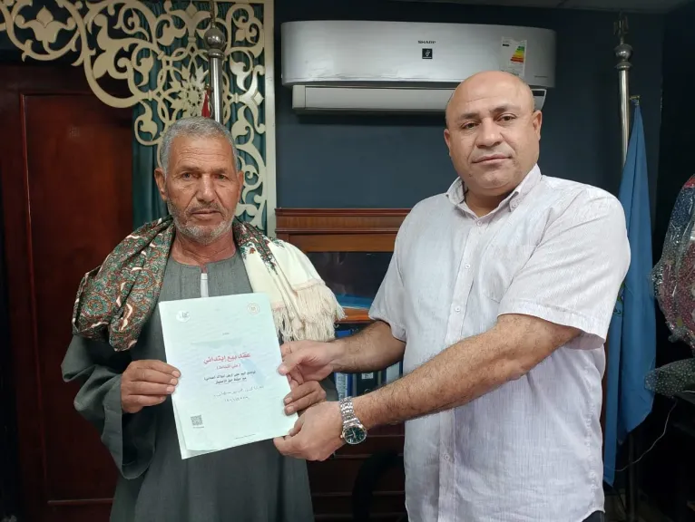 محافظ أسيوط: تسليم عقود تقنين أوضاع أملاك الدولة بمركز البداري وتيسير الإجراءات