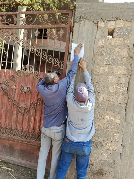 محافظ أسيوط: حملات ميدانية مكثفة بقرية درنكة لتوعية المواطنين بمخالفات البناء