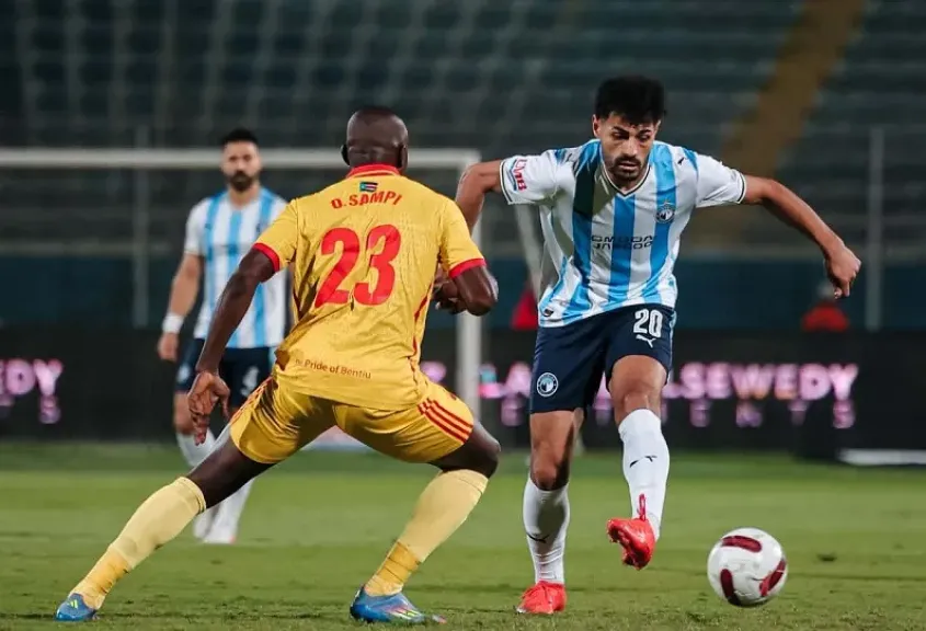 بيراميدز يضرب المريخ بنتيو بثلاثية في الشوط الأول ويقترب من حسم التأهل الإفريقي