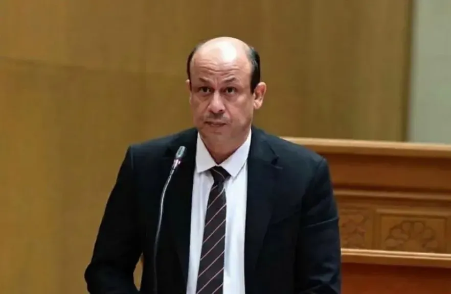 تحرك برلماني بشأن ارتفاع سعر الدولار وتداعياته على الاقتصاد والمواطن