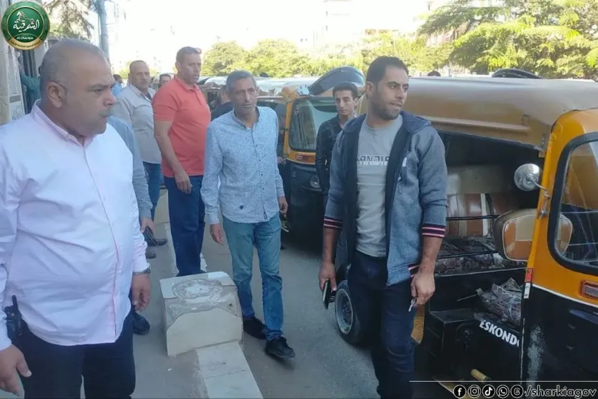 ومحافظ الشرقية :تقنين 830 مركبة توكتوك بمركز فاقوس