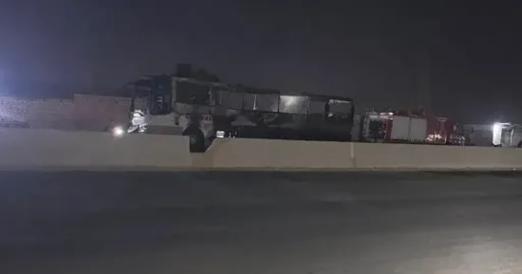 السيطرة على حريق نشب في أتوبيس ركاب بقنا دون إصابات