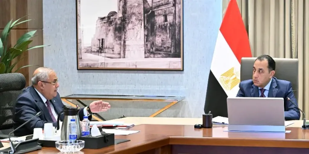 رئيس الوزراء يتابع موقف الإصدار الثاني من وثيقة سياسة ملكية الدولة والخطة التنفيذية