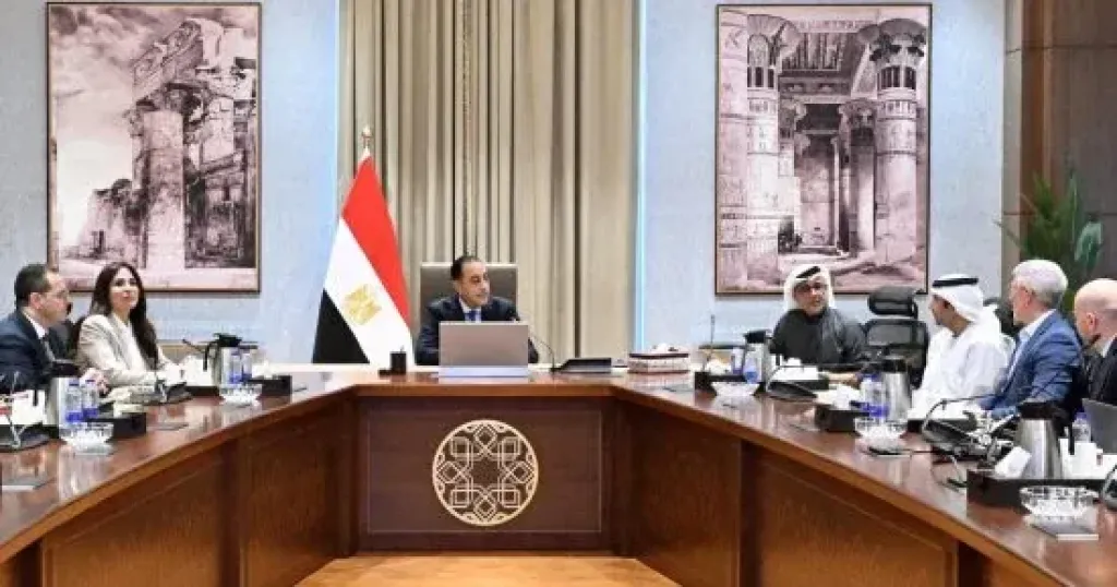 رئيس الوزراء يتابع مستجدات تنفيذ مشروعات مدينة ”رأس الحكمة”