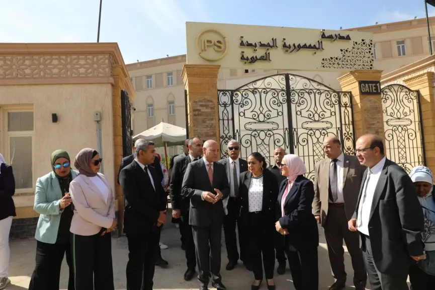 محافظ القاهرة يتفقد اعمال الحملة القومية ضد مرضى الحصبة والحصبة الألمانية ببعض المدارس