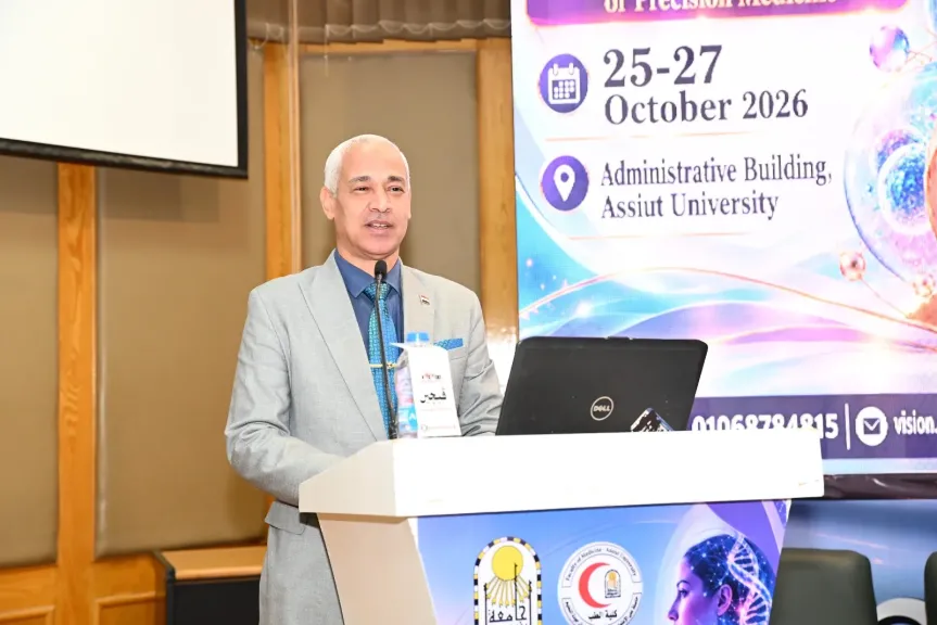 رئيس جامعة أسيوط يشهد ختام المؤتمر السنوي الـ36 لكلية الطب حول مستقبل الصحة