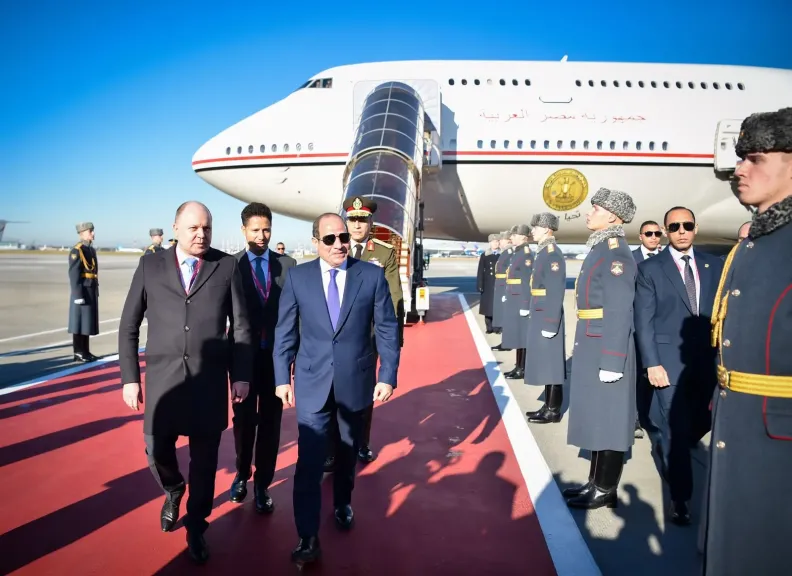 المتحدث الرئاسي ينشر صور وصول الرئيس السيسي لموسكو لترؤس وفد مصر في القمة الروسية – الإفريقية الثالثة