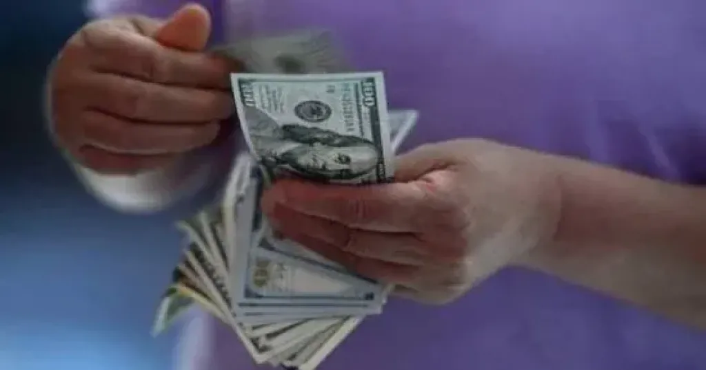 سعر الدولار مقابل الجنيه في البنوك اليوم الخميس