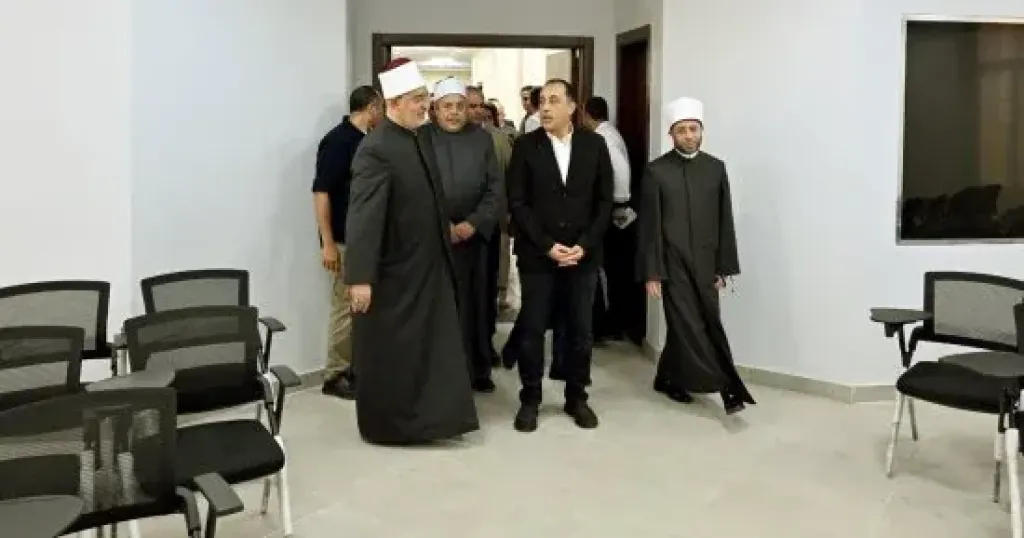 رئيس الوزراء يفتتح فرع دار الإفتاء المصرية بمحافظة السويس