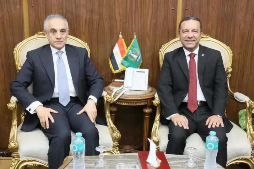 محافظ المنوفية يستقبل وزير العدل علي هامش إفتتاح مكتب الشهر العقاري والتوثيق