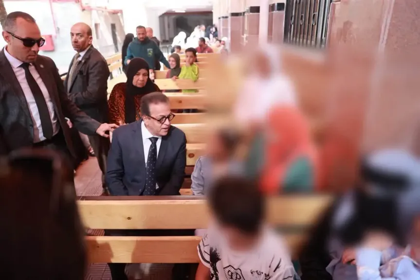 وزير الصحة يتفقد الأقسام المطورة بمعهد الرمد التذكاري ومستشفى الجلاء التعليمي |صور