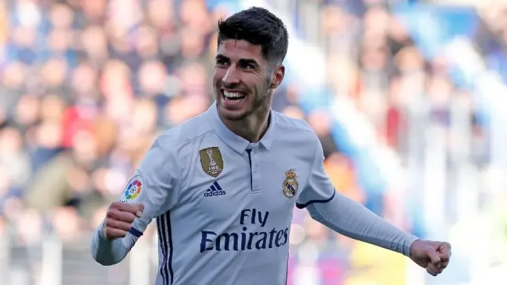ريال مدريد يفتح باب الرحيل لاسينسيو رغم التقرير الطبي