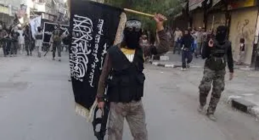 تنظيم القاعدة يشدد حصاره على العاصمة ويرتكب انتهاكات مروعة تنظيم القاعدة يشدد حصاره على العاصمة ويرتكب انتهاكات مروعة