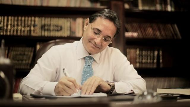 الدكتور عبد الرحيم على